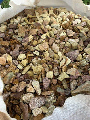 Златолит персиковый декоративная каменная крошка купить в Краснодарском крае