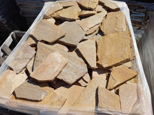 Плитняк златолит жёлтый золотистый для отмостки купить в Краснодарском крае