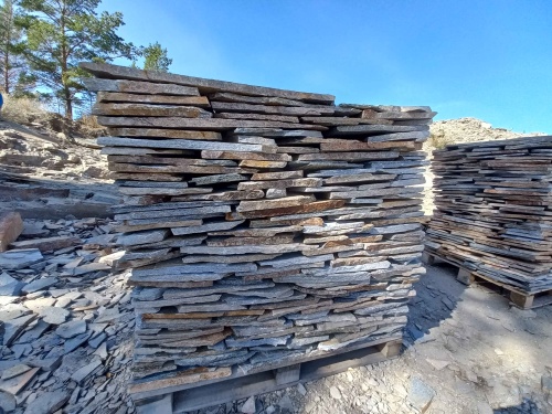 Плитняк златолит серебристый для фасада купить в Краснодарском крае