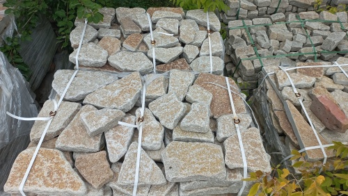 Гранитный плитняк галтованный для парковки купить в Краснодарском крае